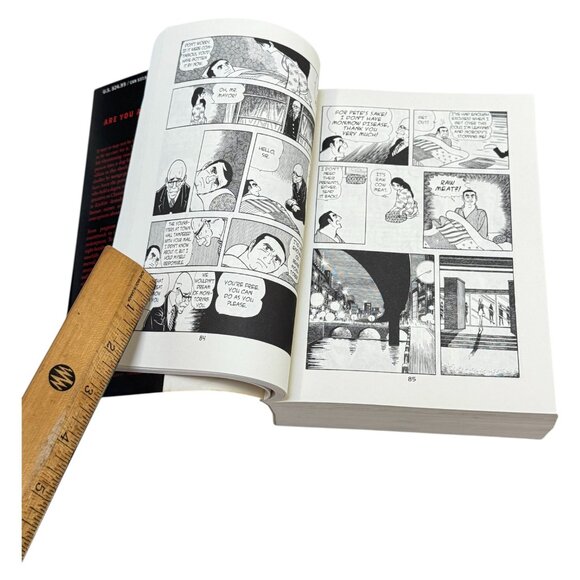 Ode To Kirihito Book PB Manga Graphic Novel Omnibus Vertical 2006 English Tezuka - Picture 7 of 11